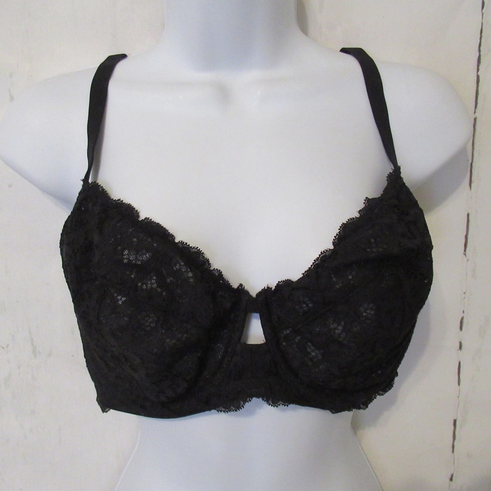 Victorias Secret Bra 36DDD Black Lace Unlined Demi Underwire Back Closure